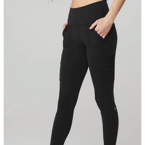 Alo Black High Waist Cargo Leggings Small Yoga Pants